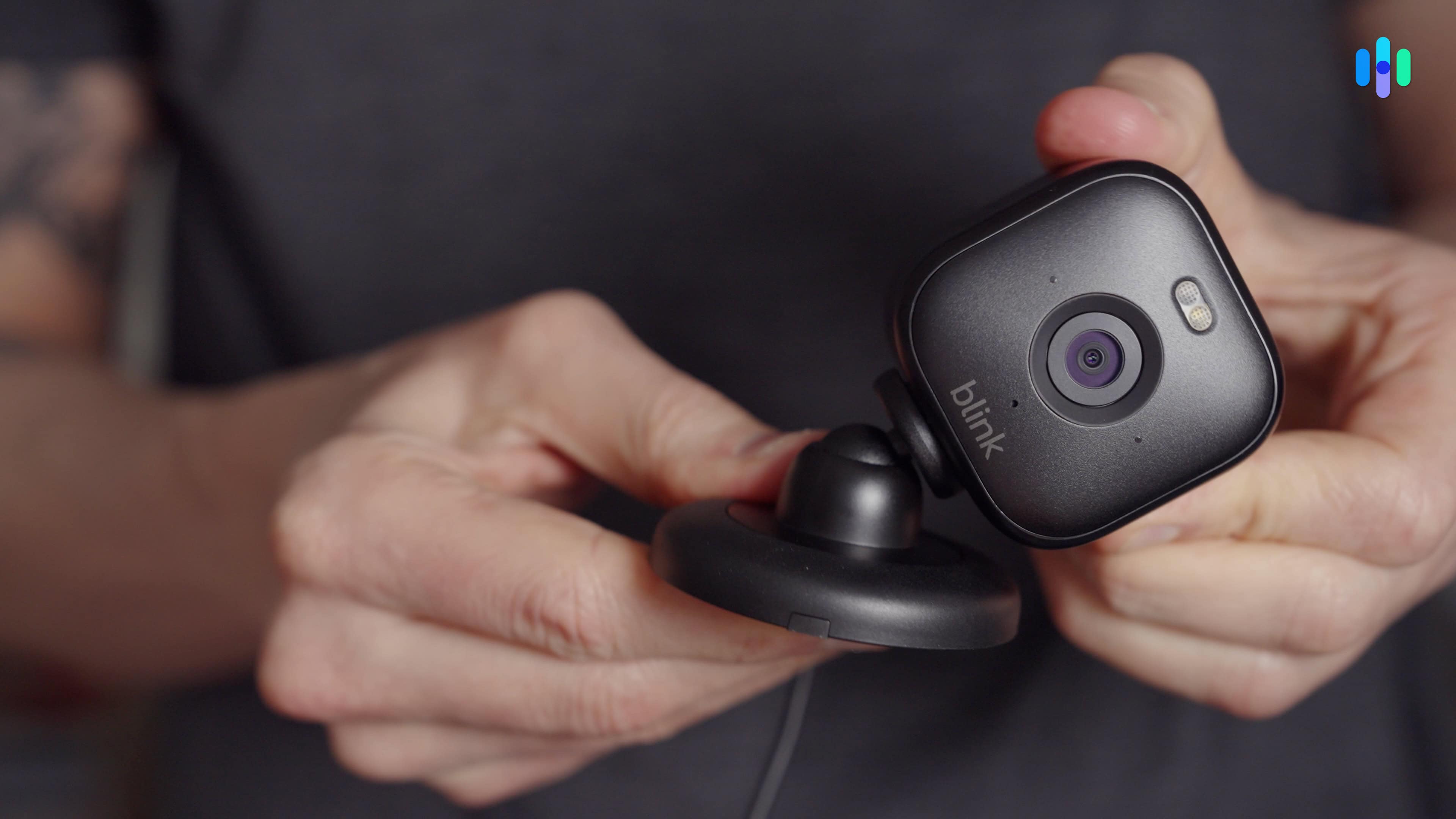 Our tester adjusting the Blink Mini 2’s rotating mount before installation