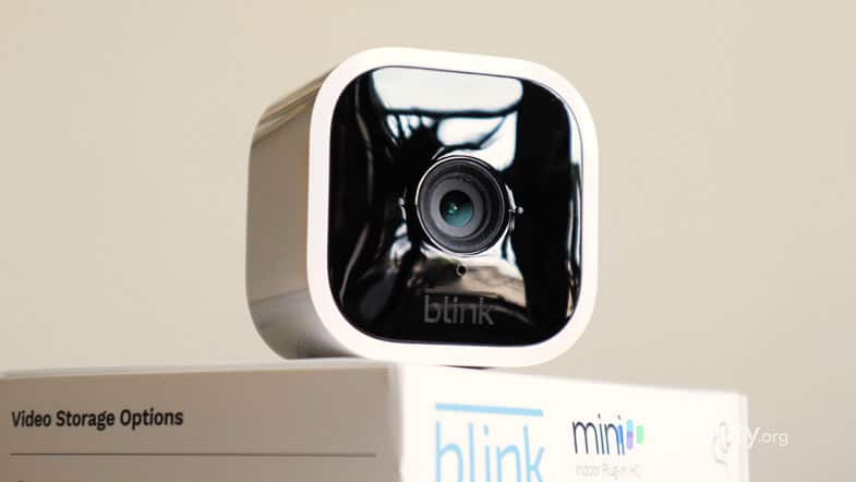 Blink Mini on Box