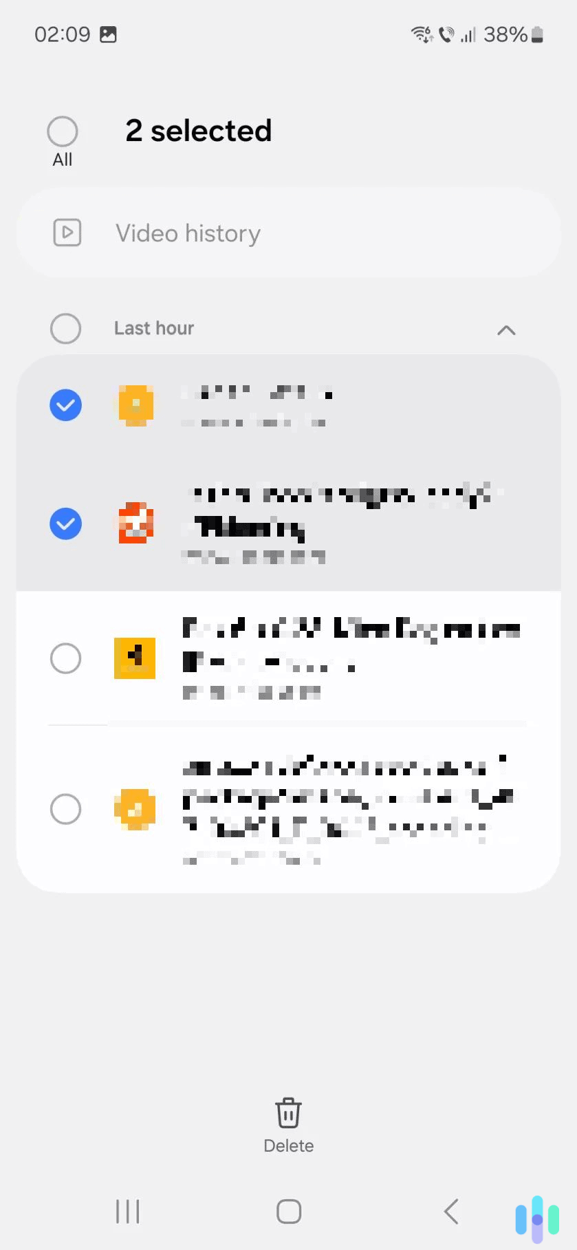 Once you pick the entries you want to clear, just tap the delete button.